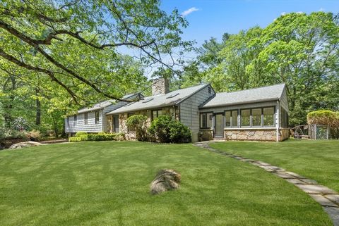 169 Hickory Rd Weston MA 02493