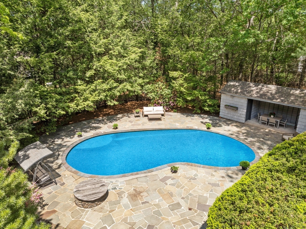 169 Hickory Rd