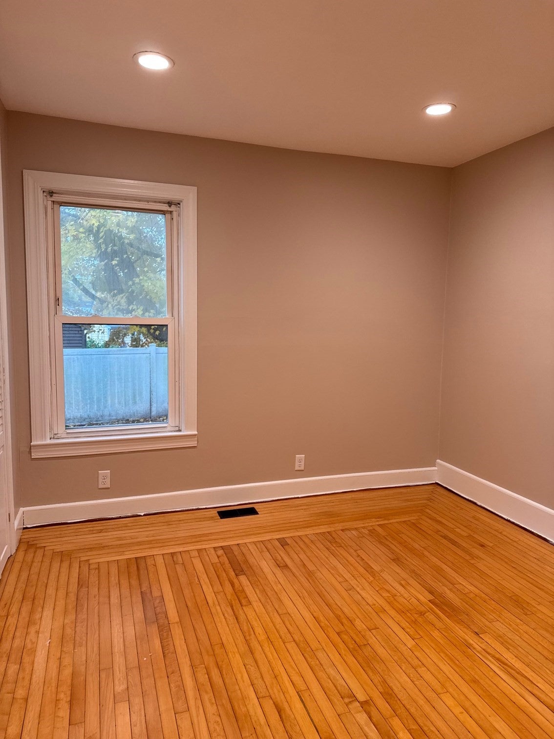 584 Mt Hope St #1, North Attleboro, MA Photo #7