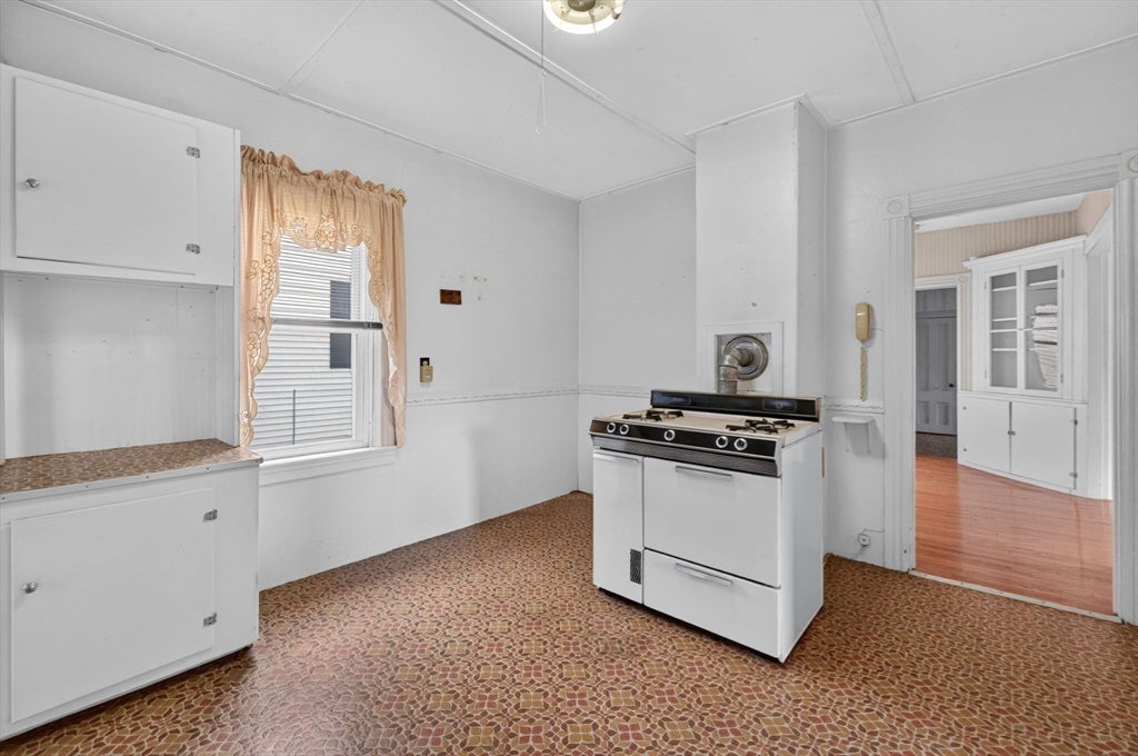 299 S Main St, Attleboro, MA, 299 S Main St, Attleboro, MA Photo #23