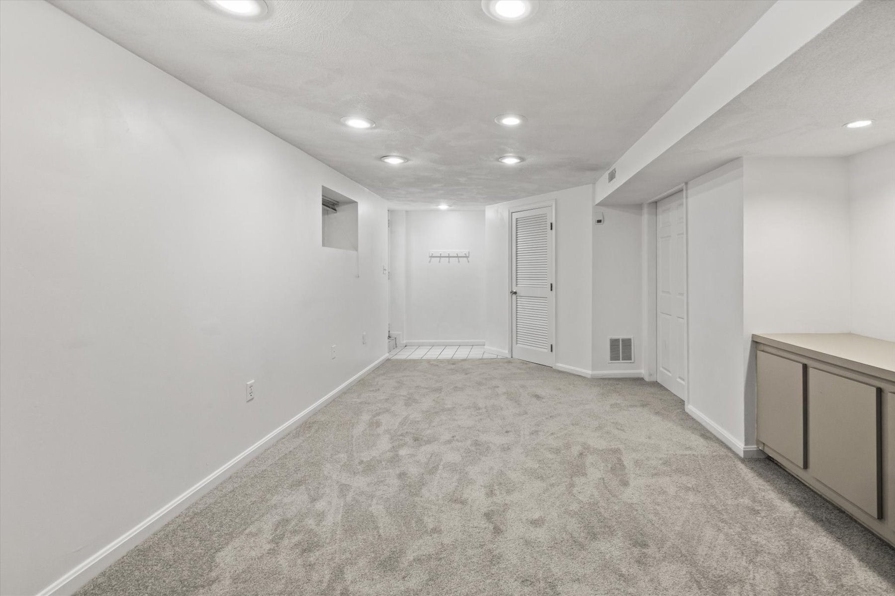 163 Standish Rd, Needham, MA Photo #20