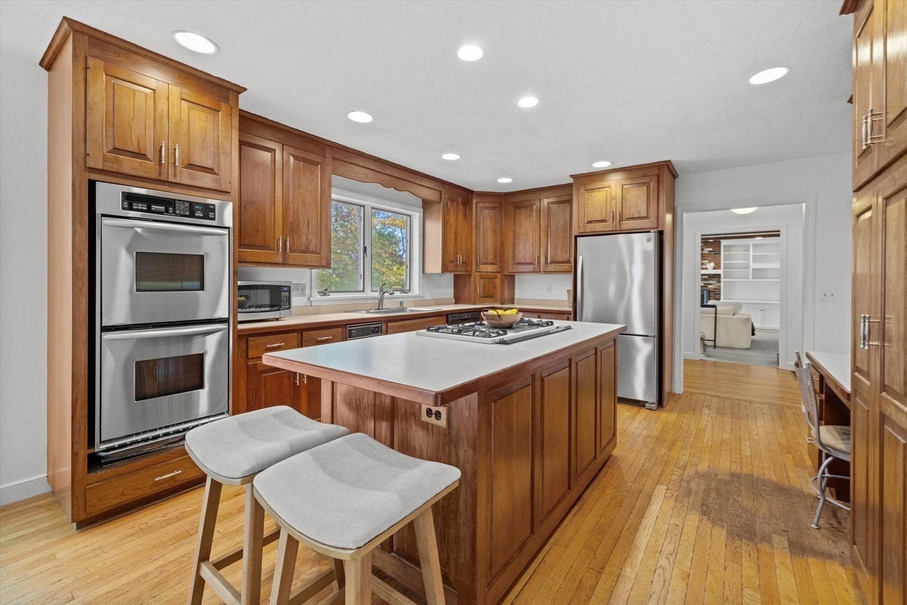163 Standish Rd, Needham, MA Photo #8