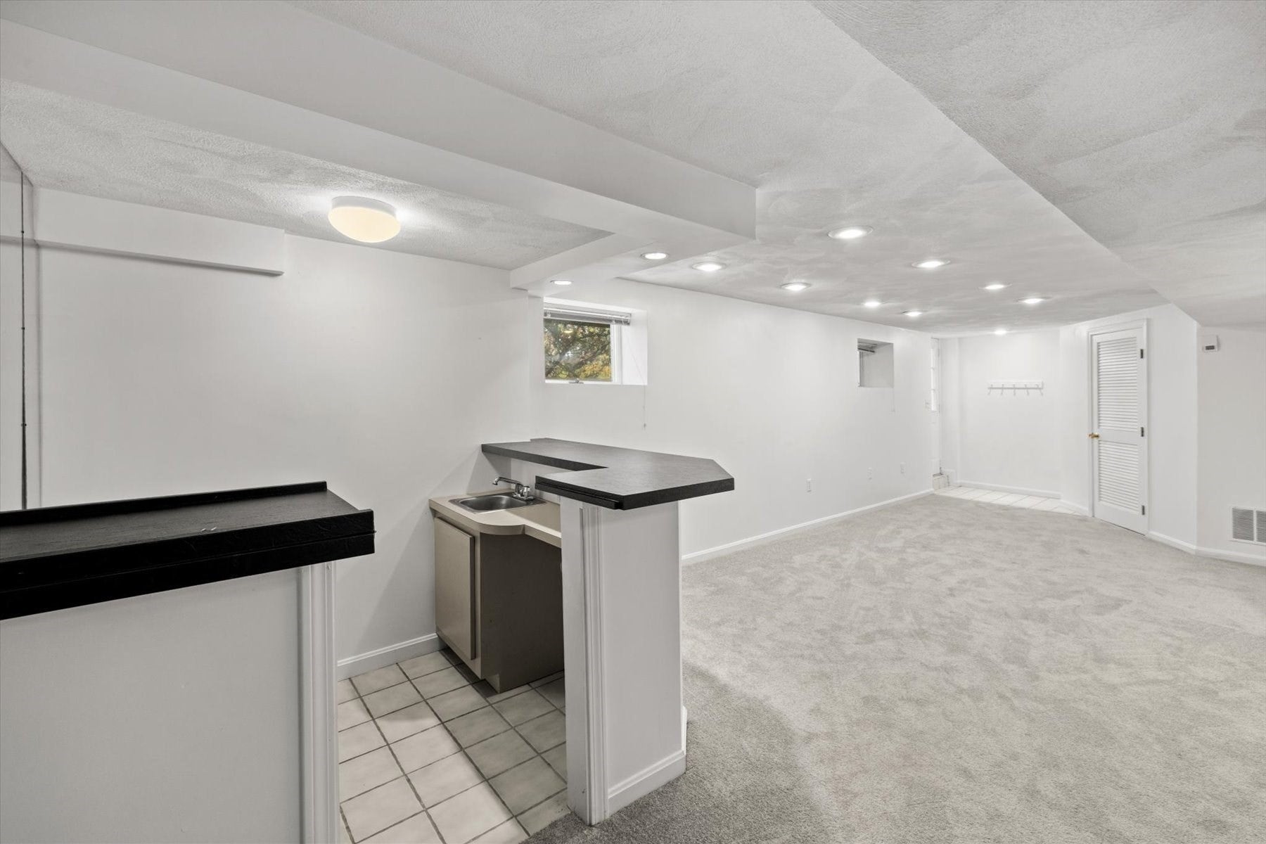 163 Standish Rd, Needham, MA Photo #19