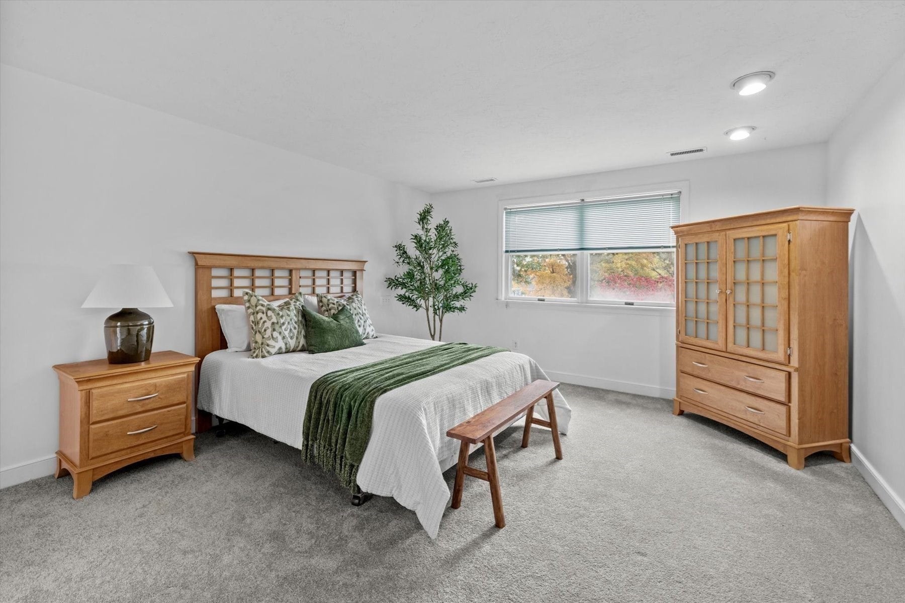 163 Standish Rd, Needham, MA Photo #13