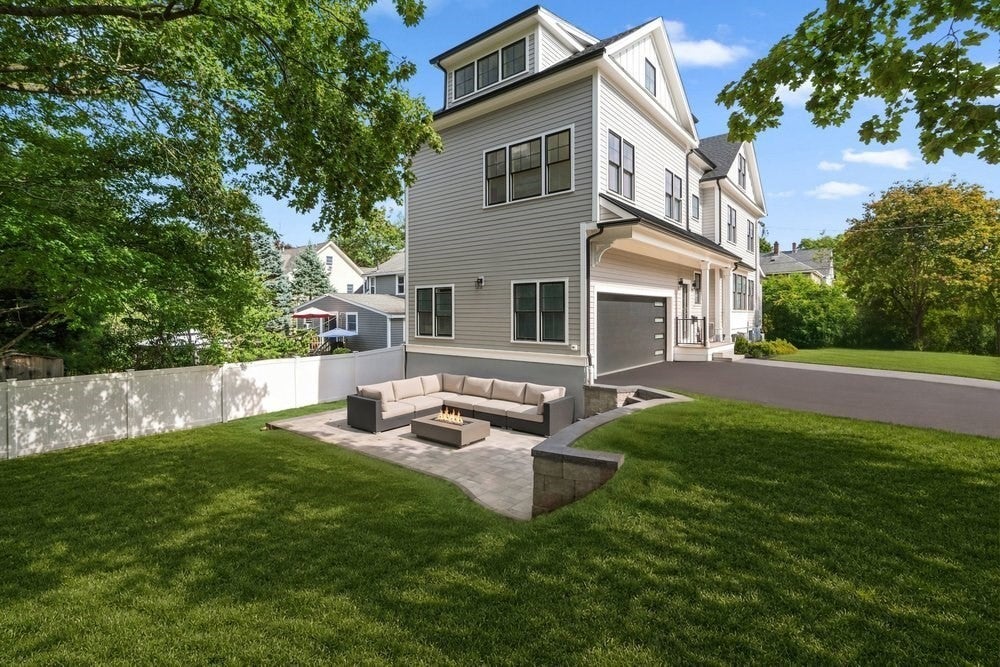 11 Greenough Street