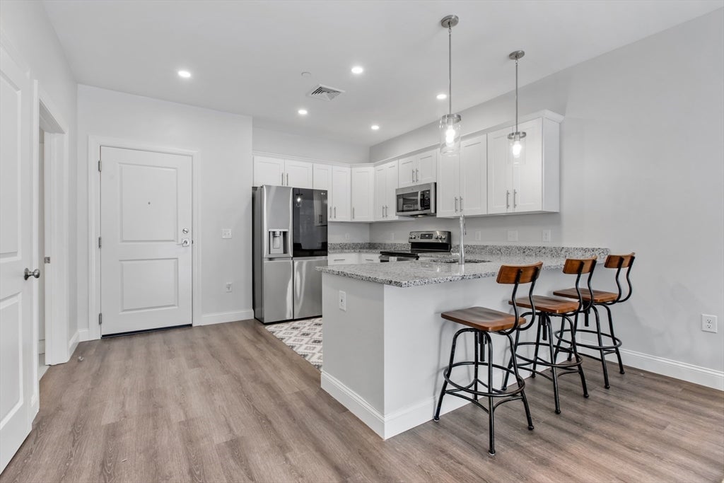 3211 Briarwood Village #3211, Clinton, MA Photo #4