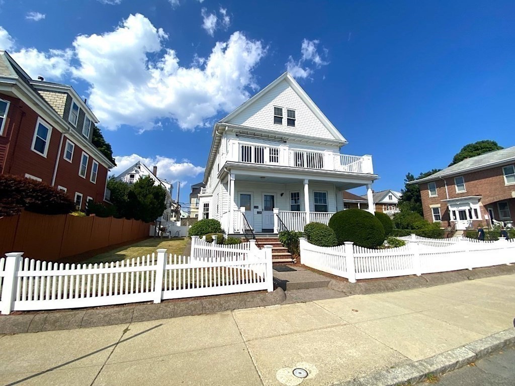 126 Bayswater St #126, Boston, MA Photo #23