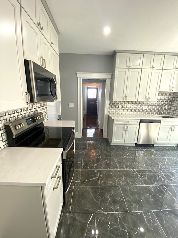 126 Bayswater St #126, Boston, MA Photo #19