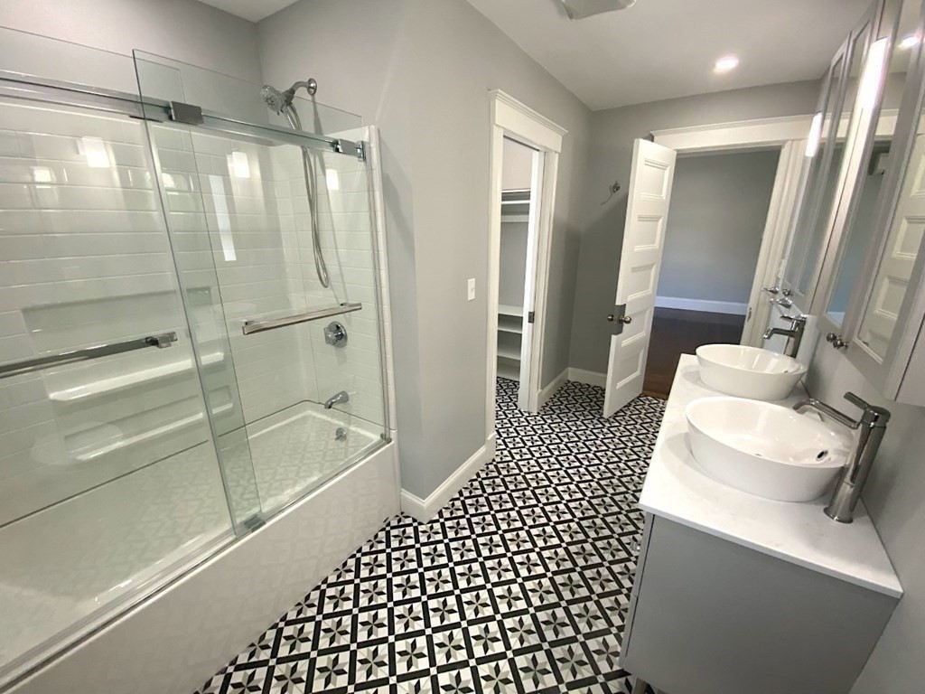 126 Bayswater St #126, Boston, MA Photo #10