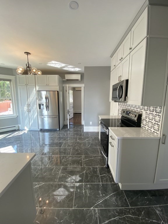 126 Bayswater St #126, Boston, MA Photo #17