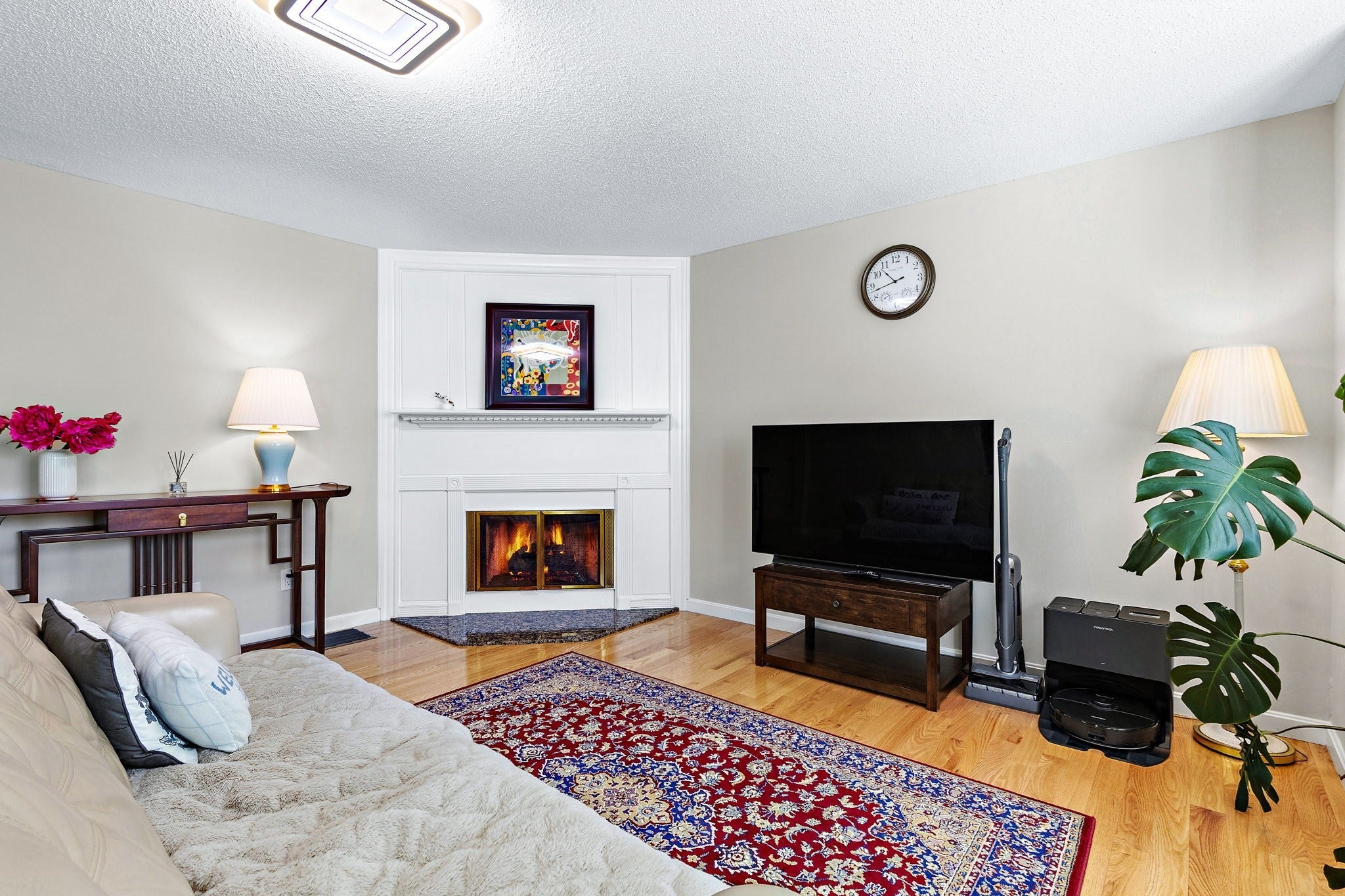 10 Eugene St 10