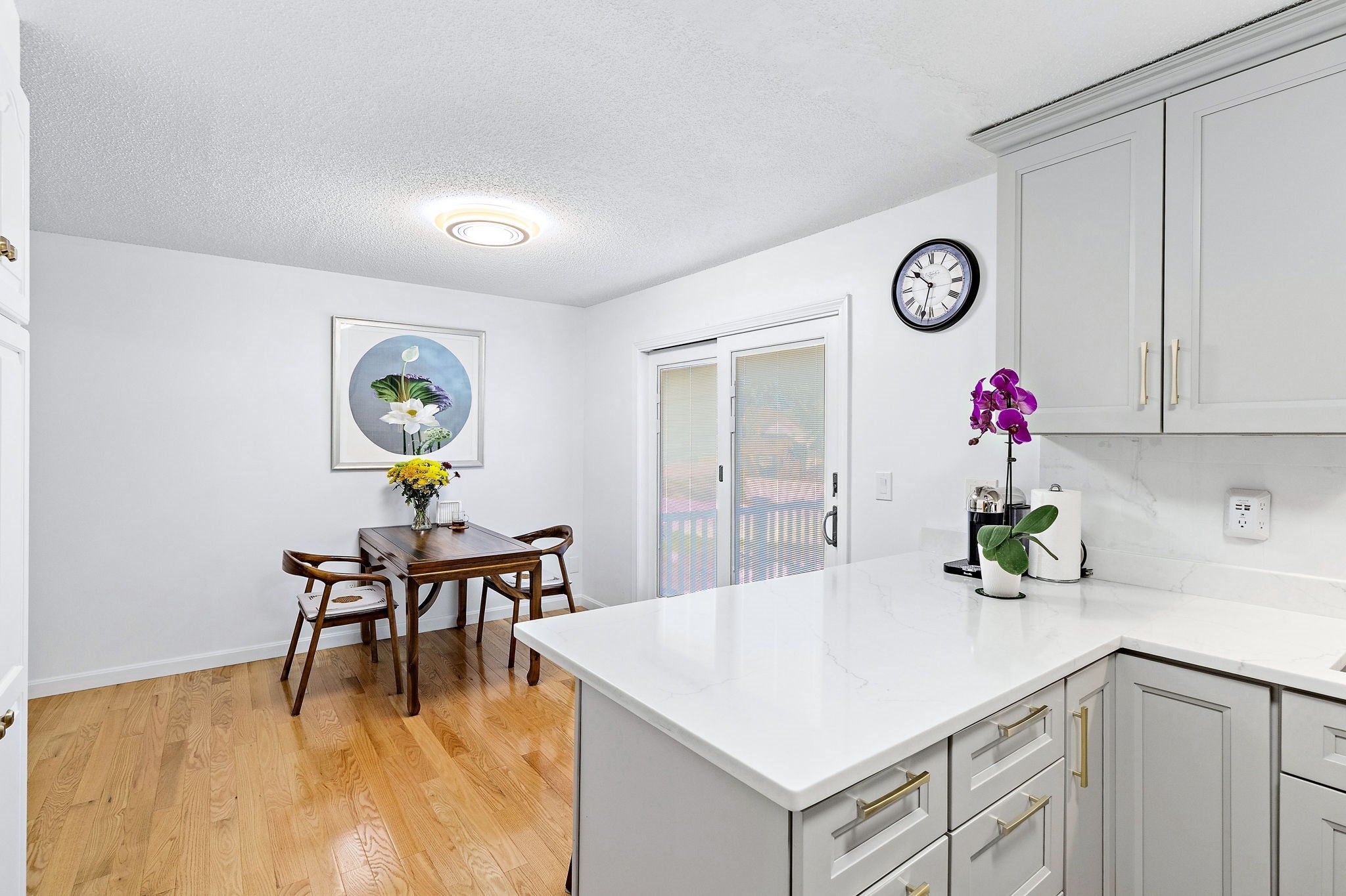 10 Eugene St #10, Lowell, MA, 10 Eugene St #10, Lowell, MA Photo #9