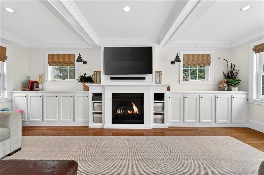 75 Brewster Rd