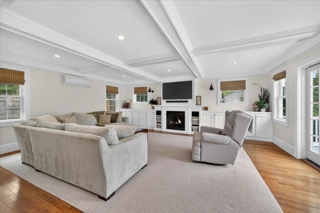 75 Brewster Rd