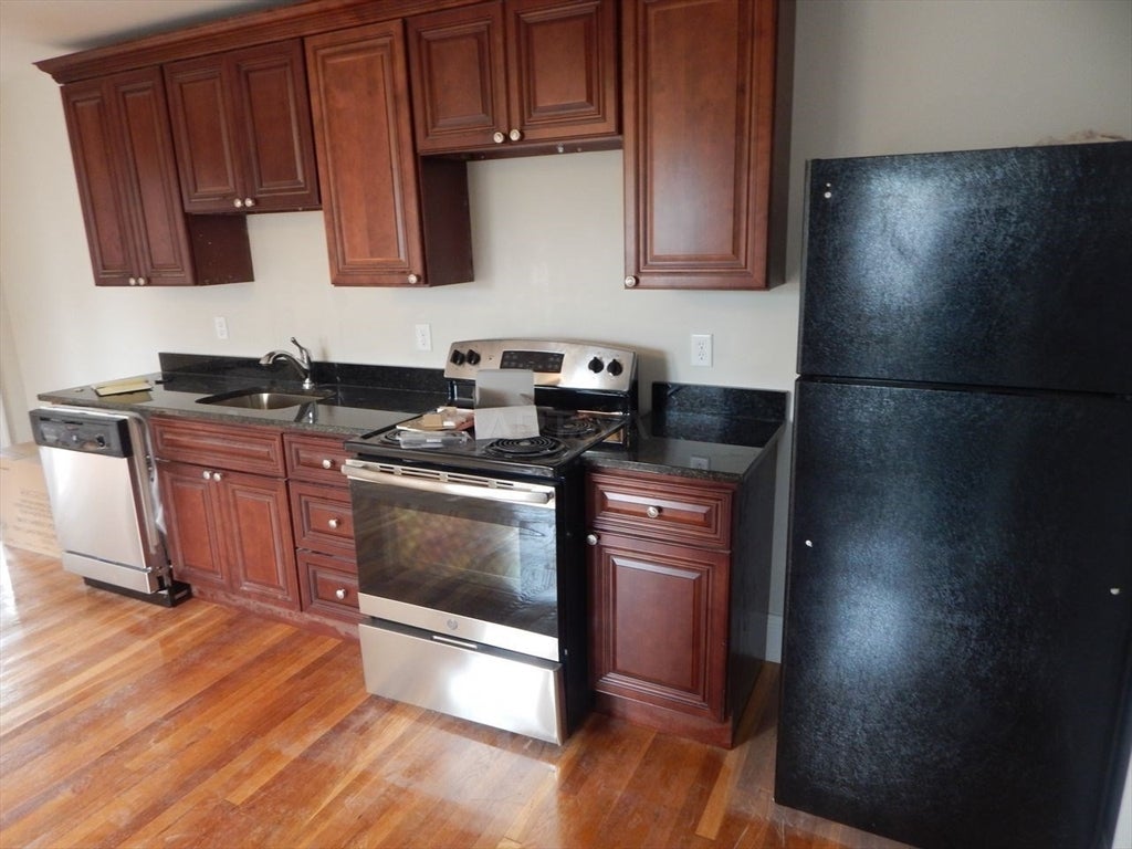131 Orchard St #34, Somerville, MA, 131 Orchard St #34, Somerville, MA Photo #2
