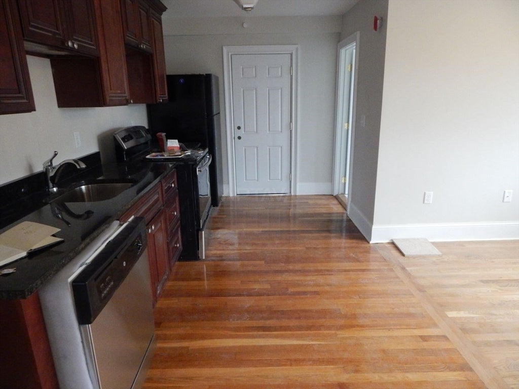 131 Orchard St #34, Somerville, MA, 131 Orchard St #34, Somerville, MA Photo #6