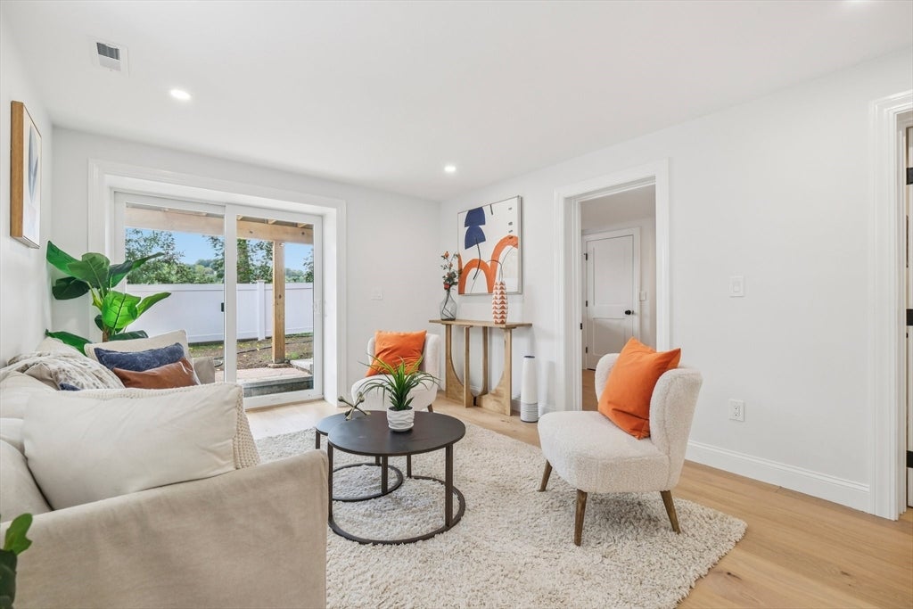 34 Larch St #1, Boston, MA, 34 Larch St #1, Boston, MA Photo #7