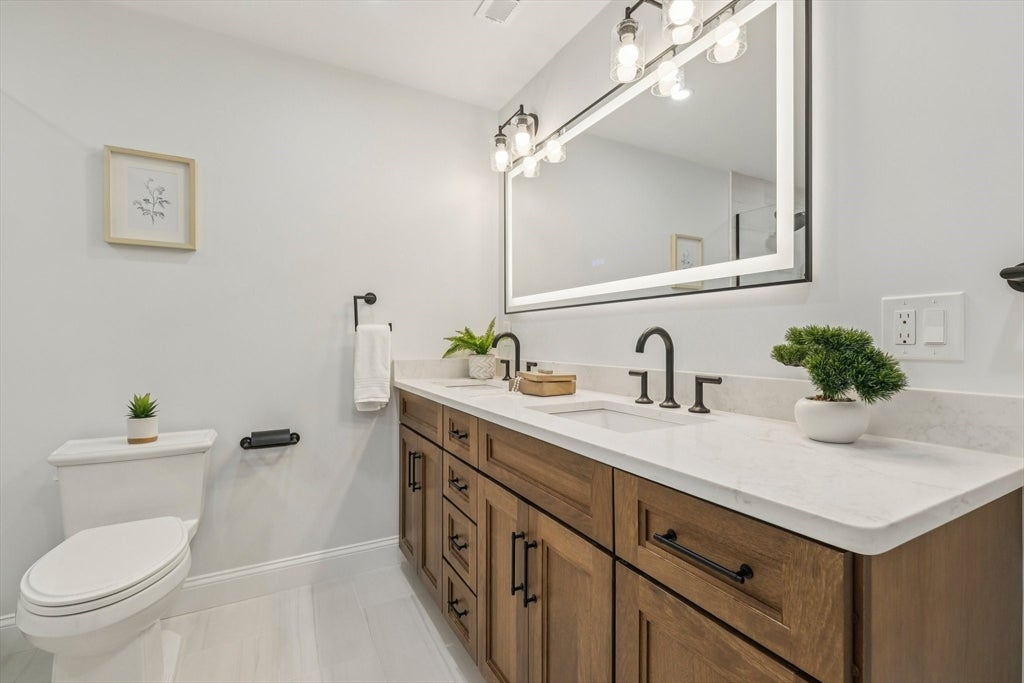 34 Larch St #1, Boston, MA, 34 Larch St #1, Boston, MA Photo #10
