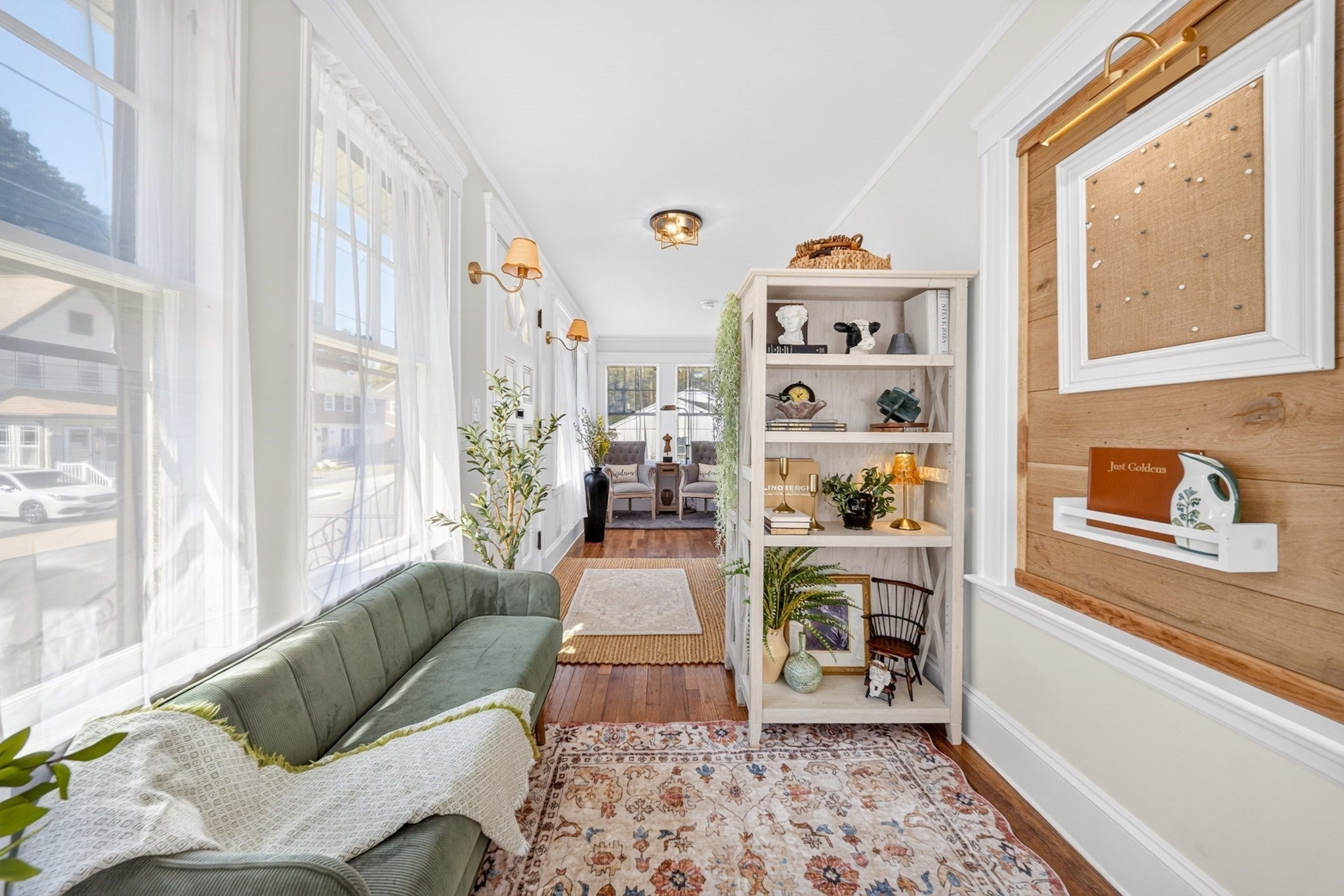 20 Huntley St