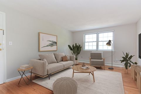 Photo of 4 Colonial Village Dr #9, Arlington, MA 02474 (MLS # 73487296)