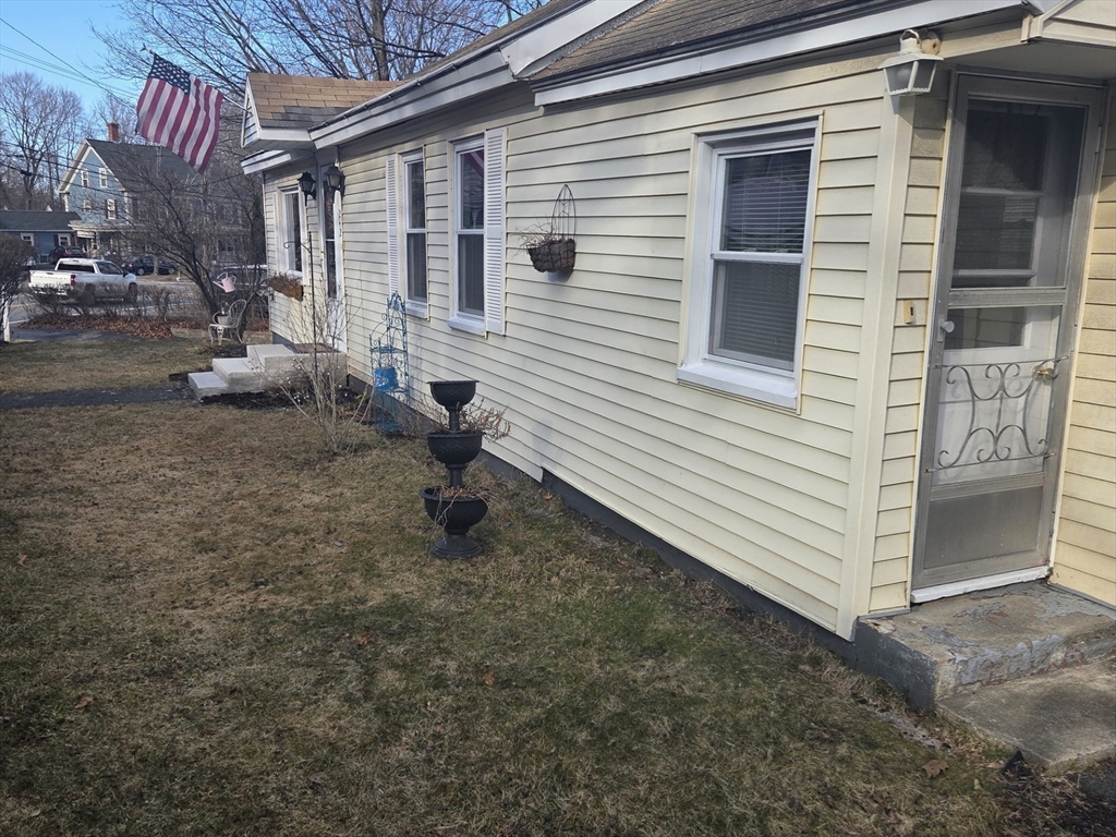 242 Pleasant Street