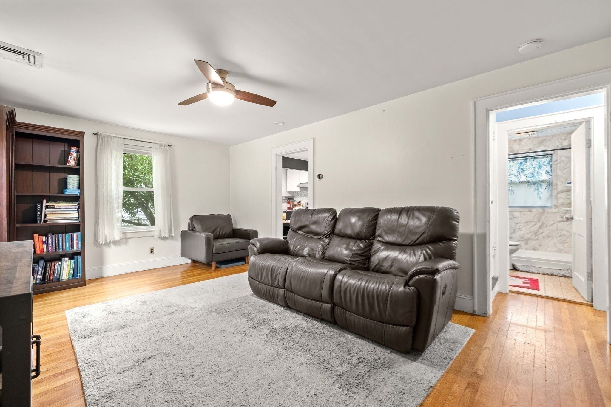 31 Lincoln St, Methuen, MA, 31 Lincoln St, Methuen, MA Photo #11