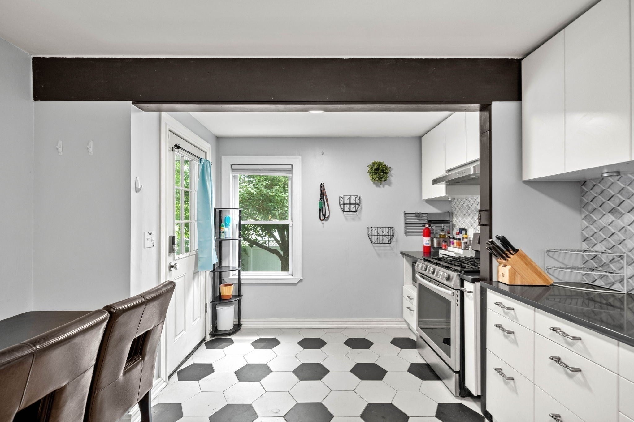 31 Lincoln St, Methuen, MA, 31 Lincoln St, Methuen, MA Photo #6
