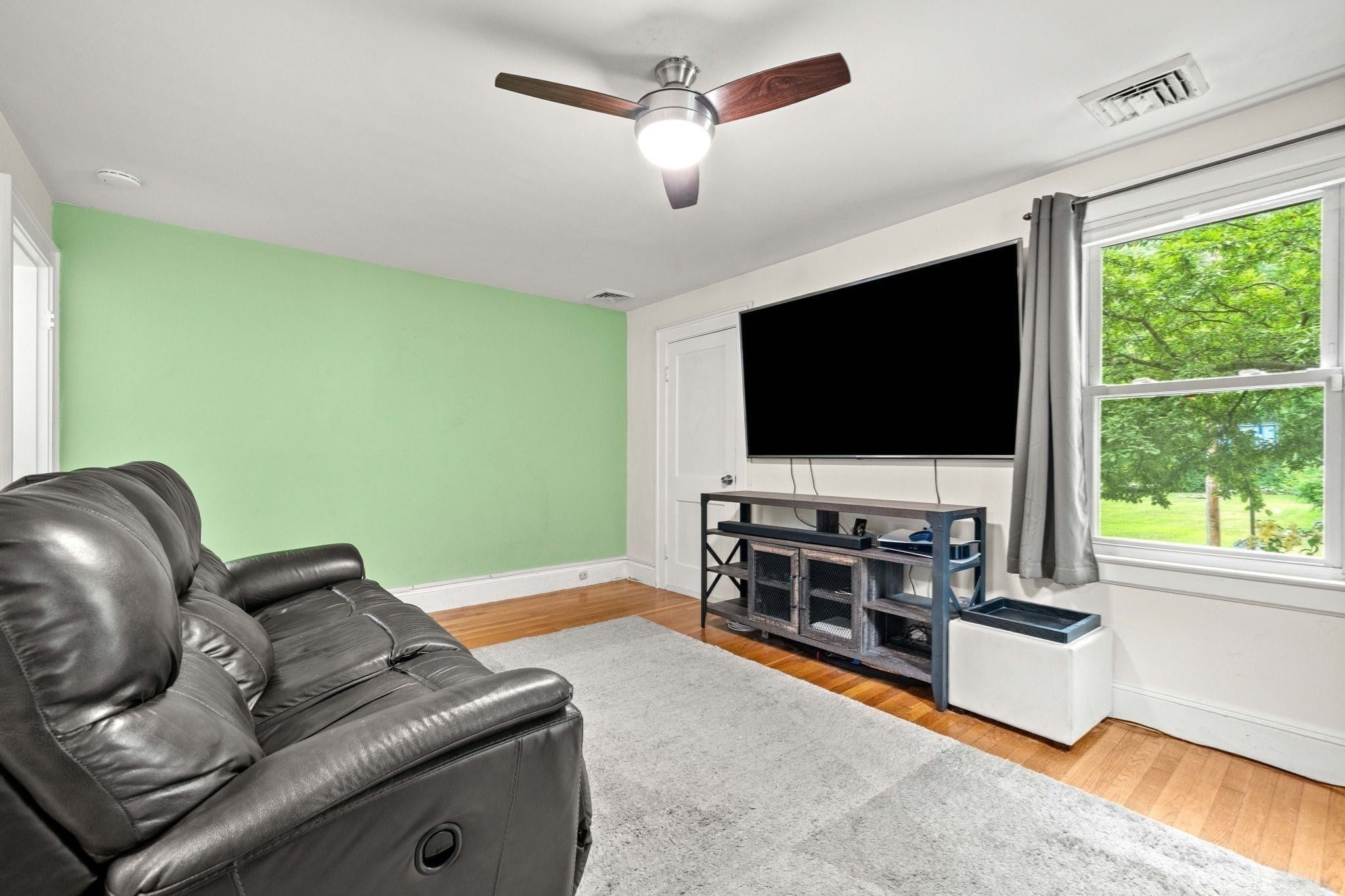 31 Lincoln St, Methuen, MA, 31 Lincoln St, Methuen, MA Photo #8