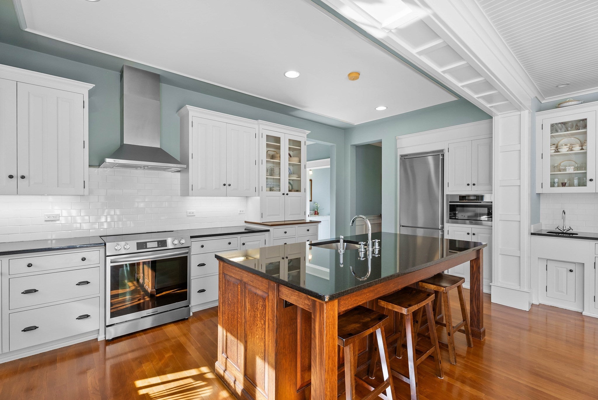 557 Smith Neck Rd, Dartmouth, MA, 557 Smith Neck Rd, Dartmouth, MA Photo #8