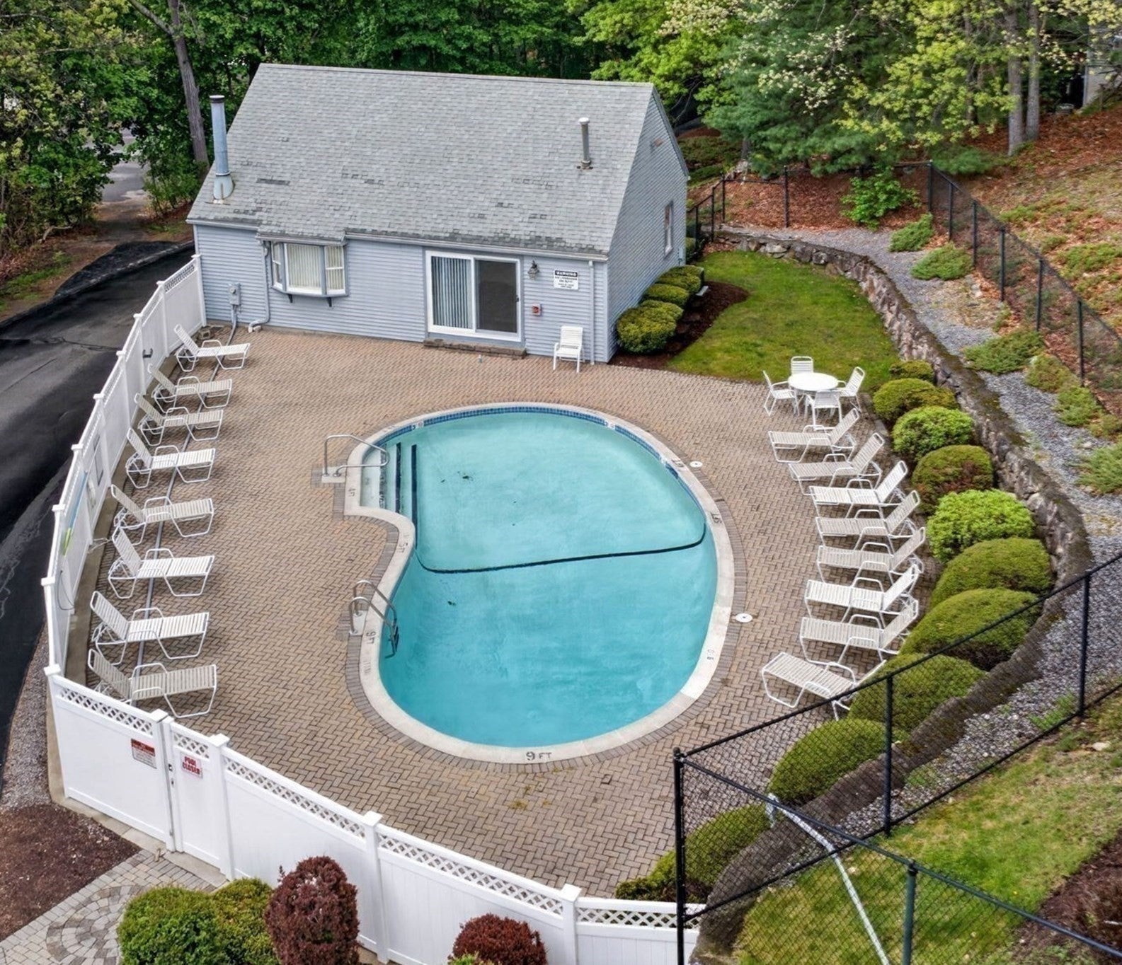 4 Oak Ridge #1, Maynard, MA, 4 Oak Ridge #1, Maynard, MA Photo #23