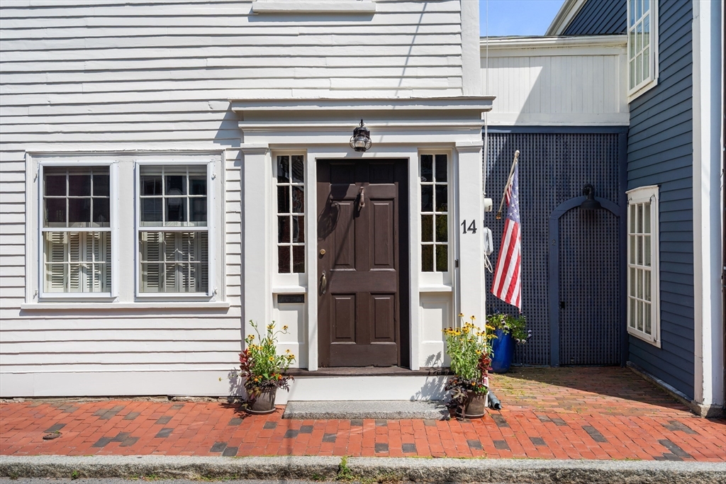 14 Hooper St