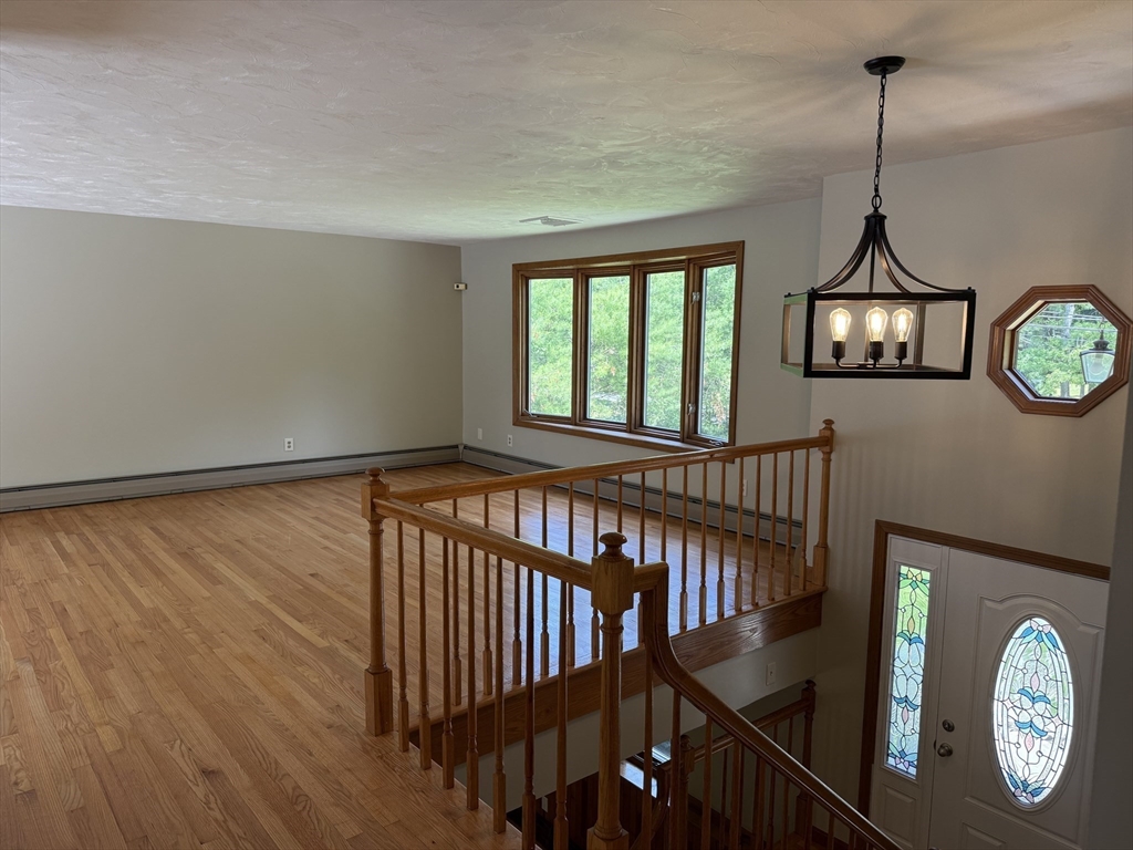 1174 Old Fall River Rd