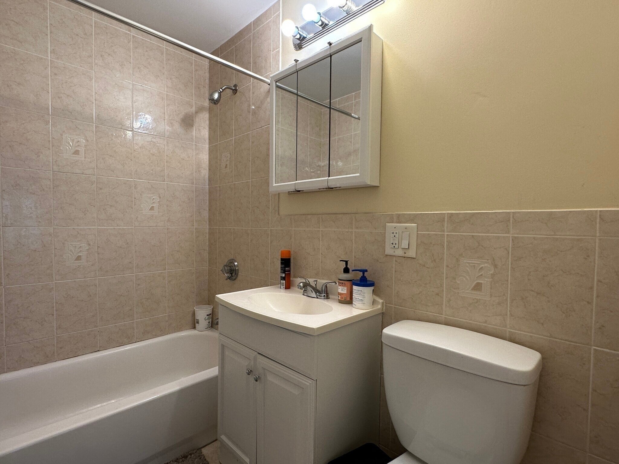 9 Kenilworth St #2, Malden, MA, 9 Kenilworth St #2, Malden, MA Photo #8