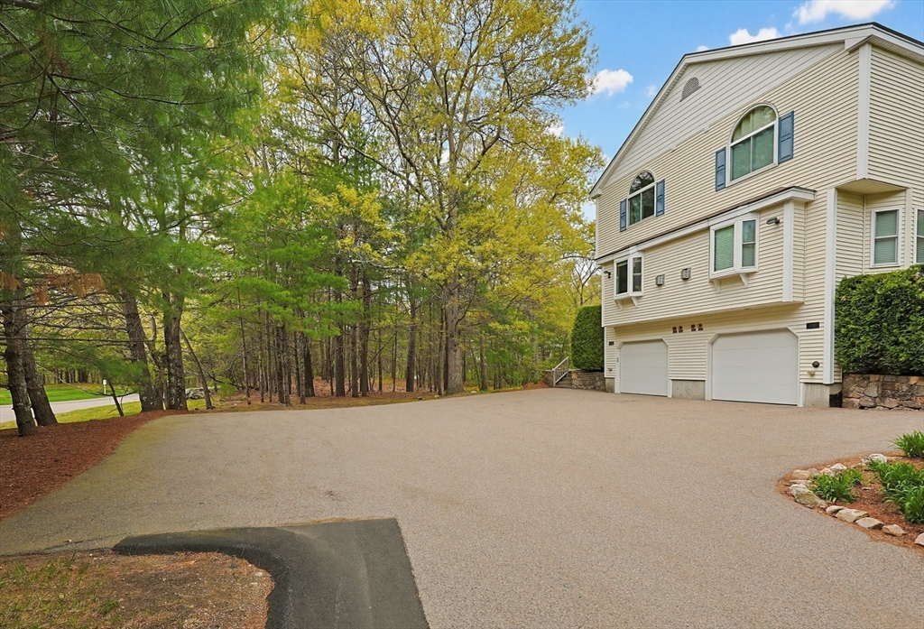 3002 Maple Brook Rd #3002, Bellingham, MA Photo #37