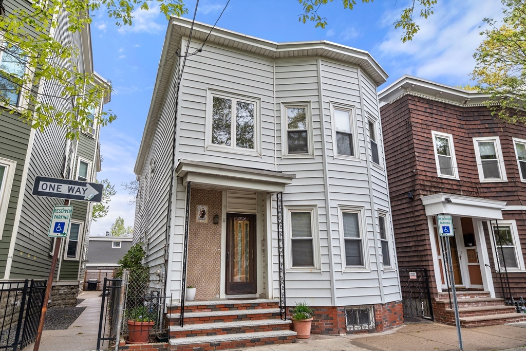 Photo of 11 Lincoln, Cambridge, MA