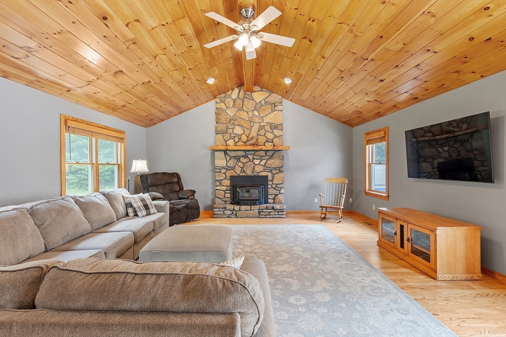 104 Allen Hill Rd