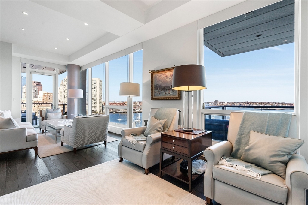 22 Liberty Dr 11C