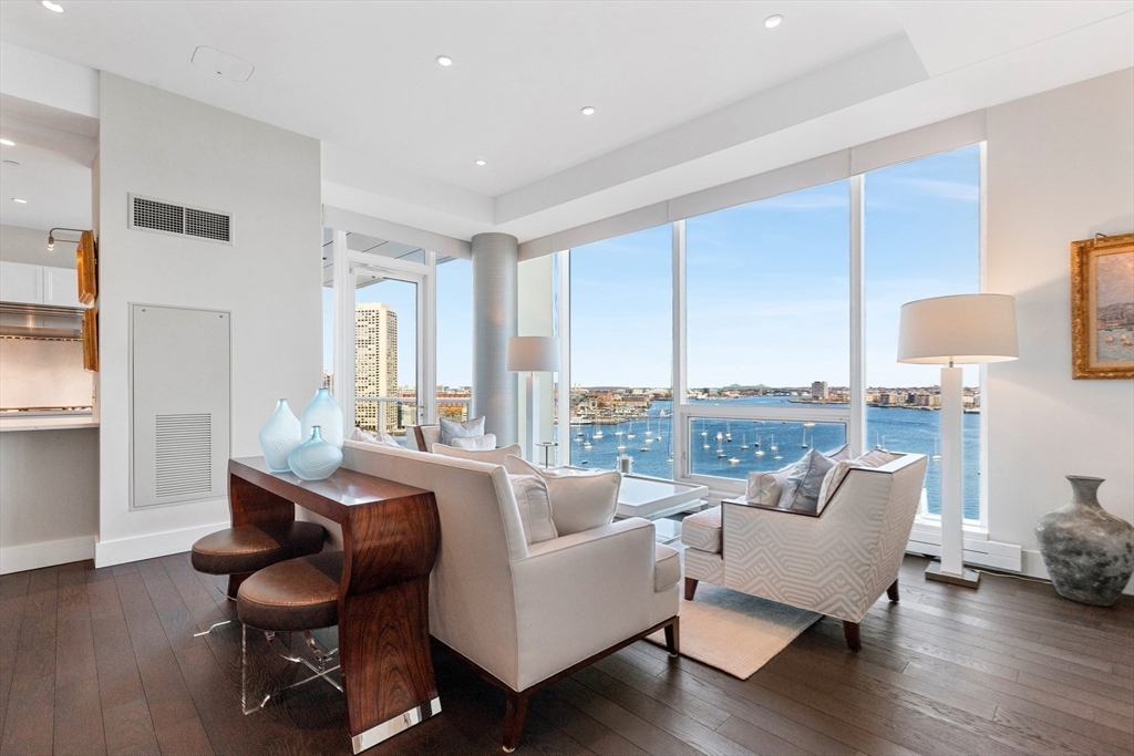 22 Liberty Dr 11C
