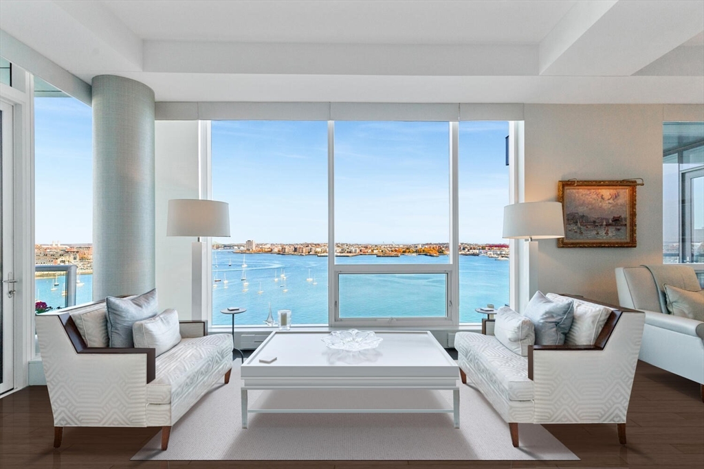 22 Liberty Dr 11C