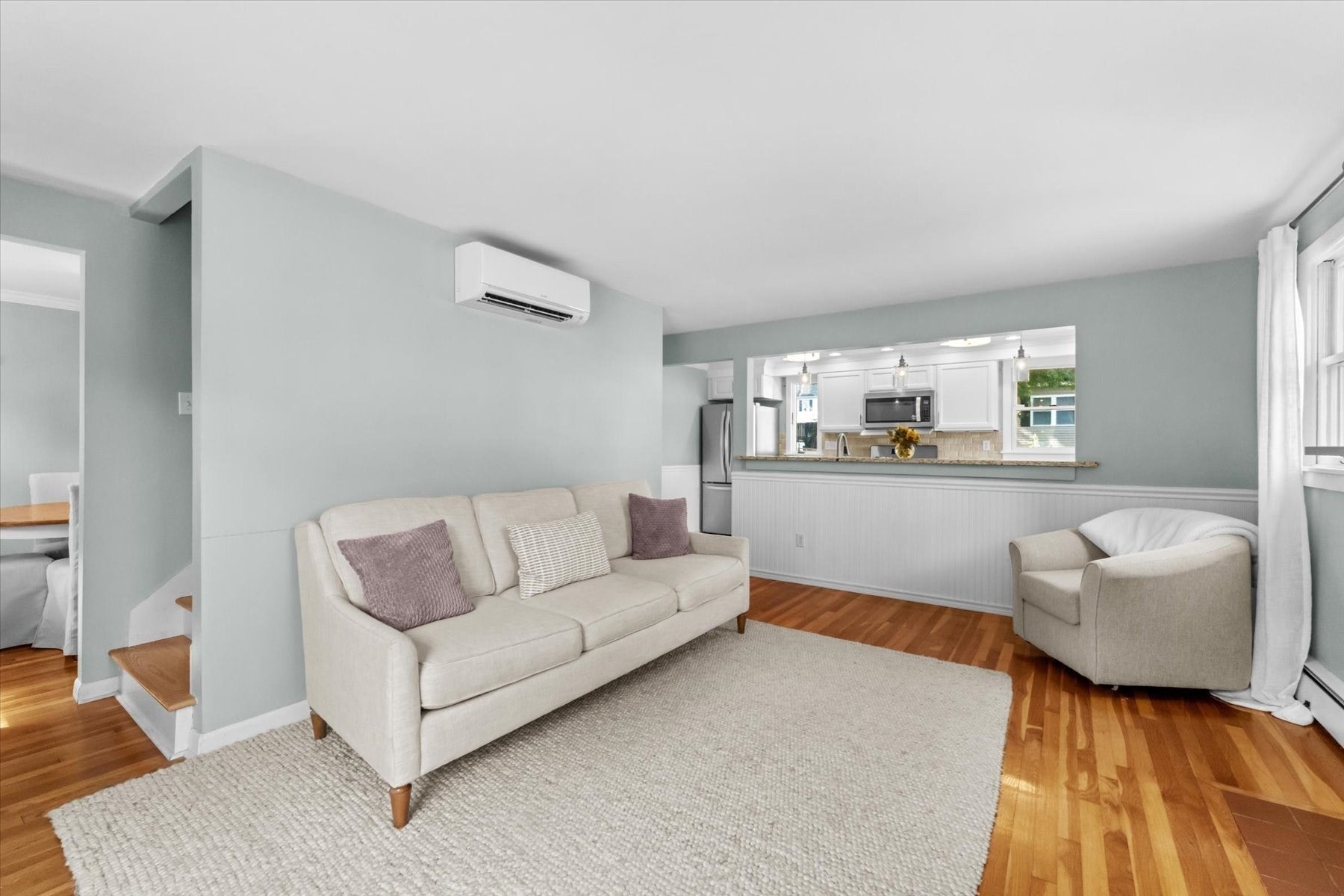 11 Lookout Avenue