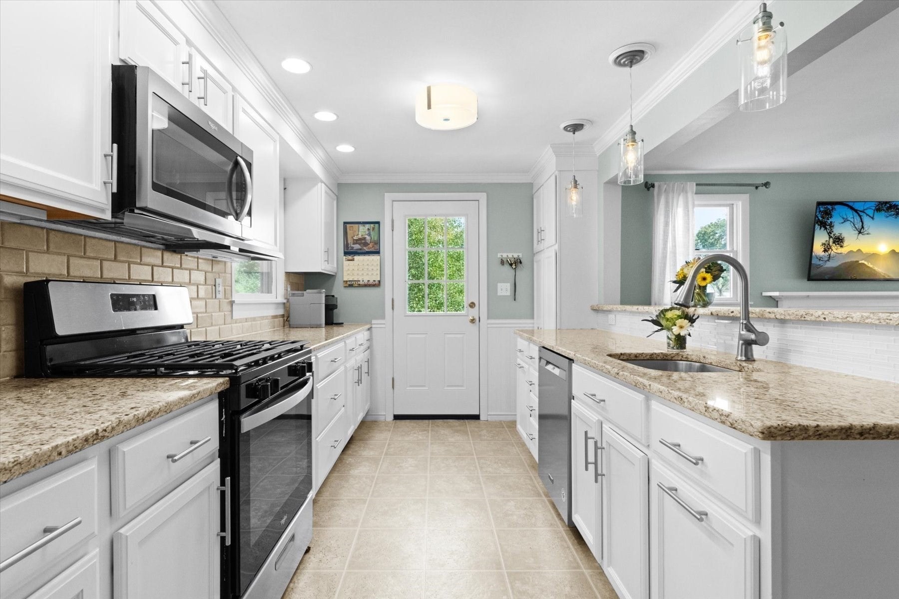 11 Lookout Avenue, Natick, MA, 11 Lookout Avenue, Natick, MA Photo #9