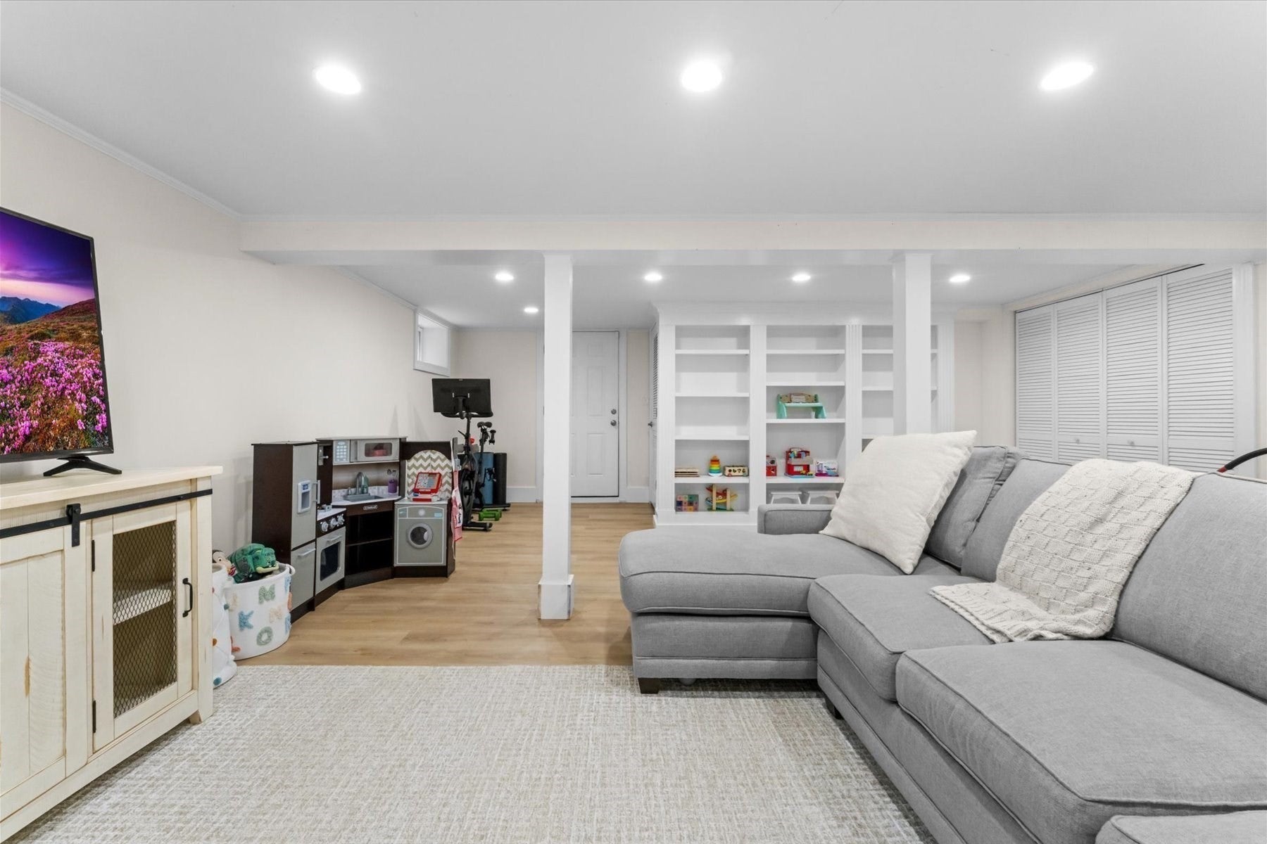 11 Lookout Avenue, Natick, MA, 11 Lookout Avenue, Natick, MA Photo #28