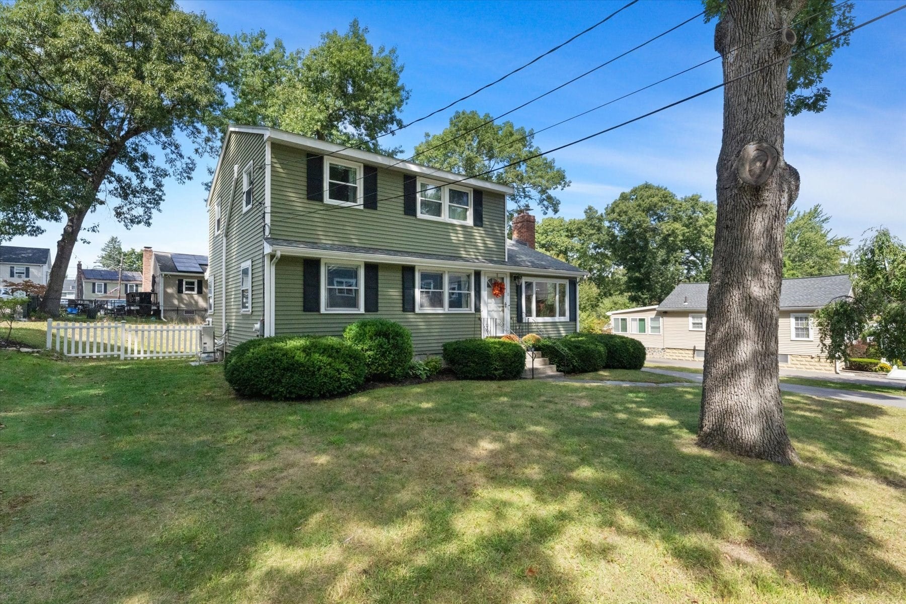 11 Lookout Avenue