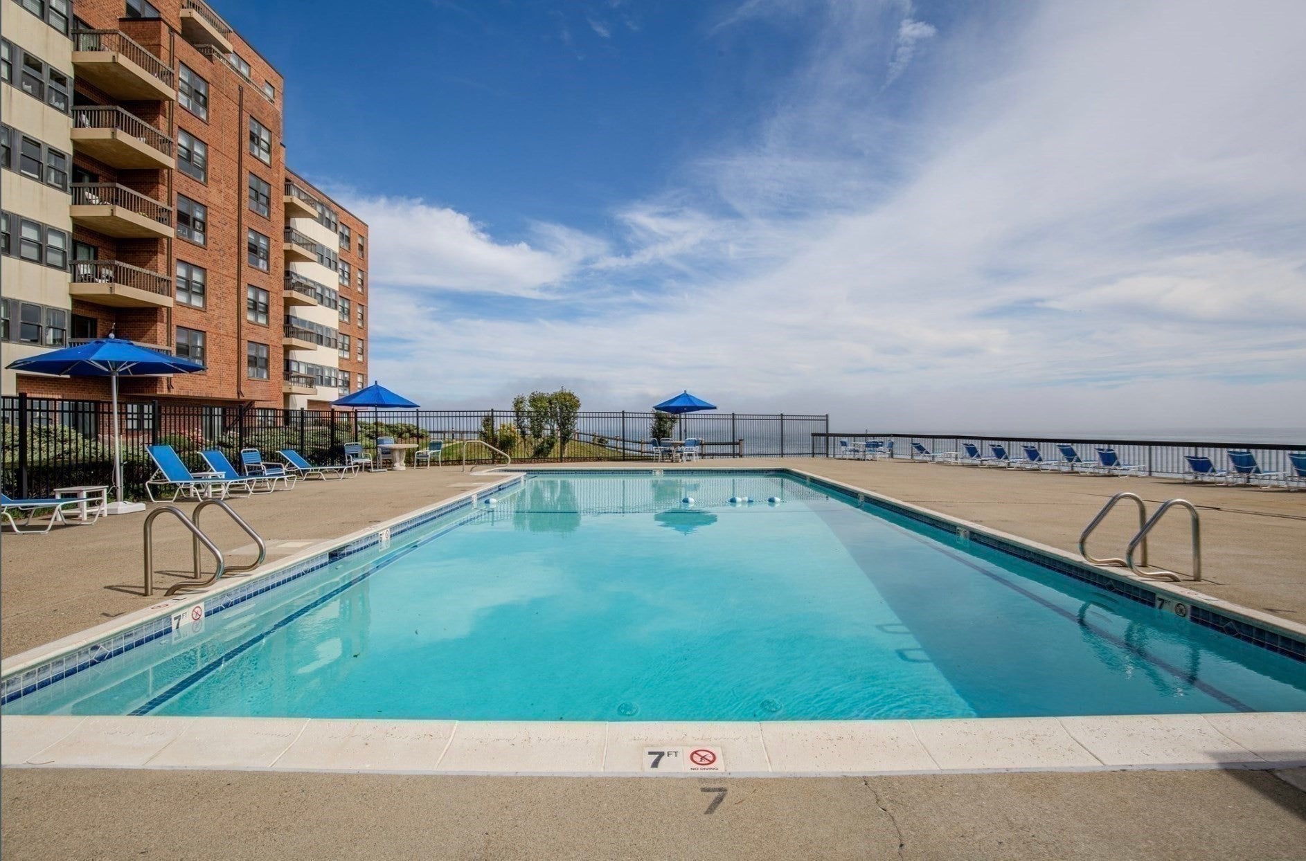 1 Seal Harbor Rd #812, Winthrop, MA Photo #18