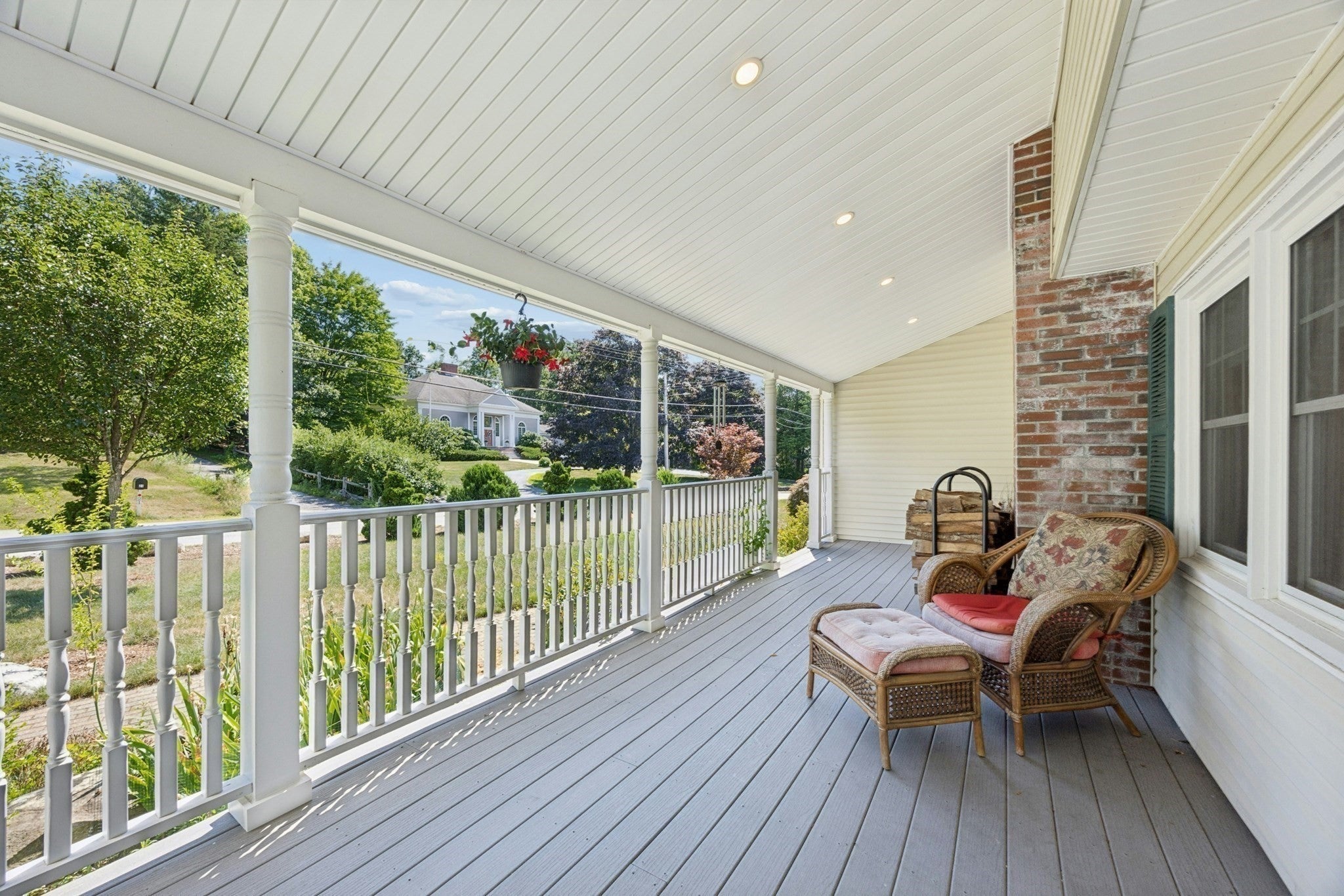 18 Proctor Rd, Chelmsford, MA Photo #2