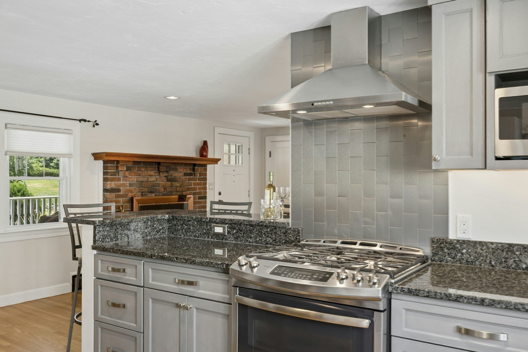 18 Proctor Rd, Chelmsford, MA Photo #7