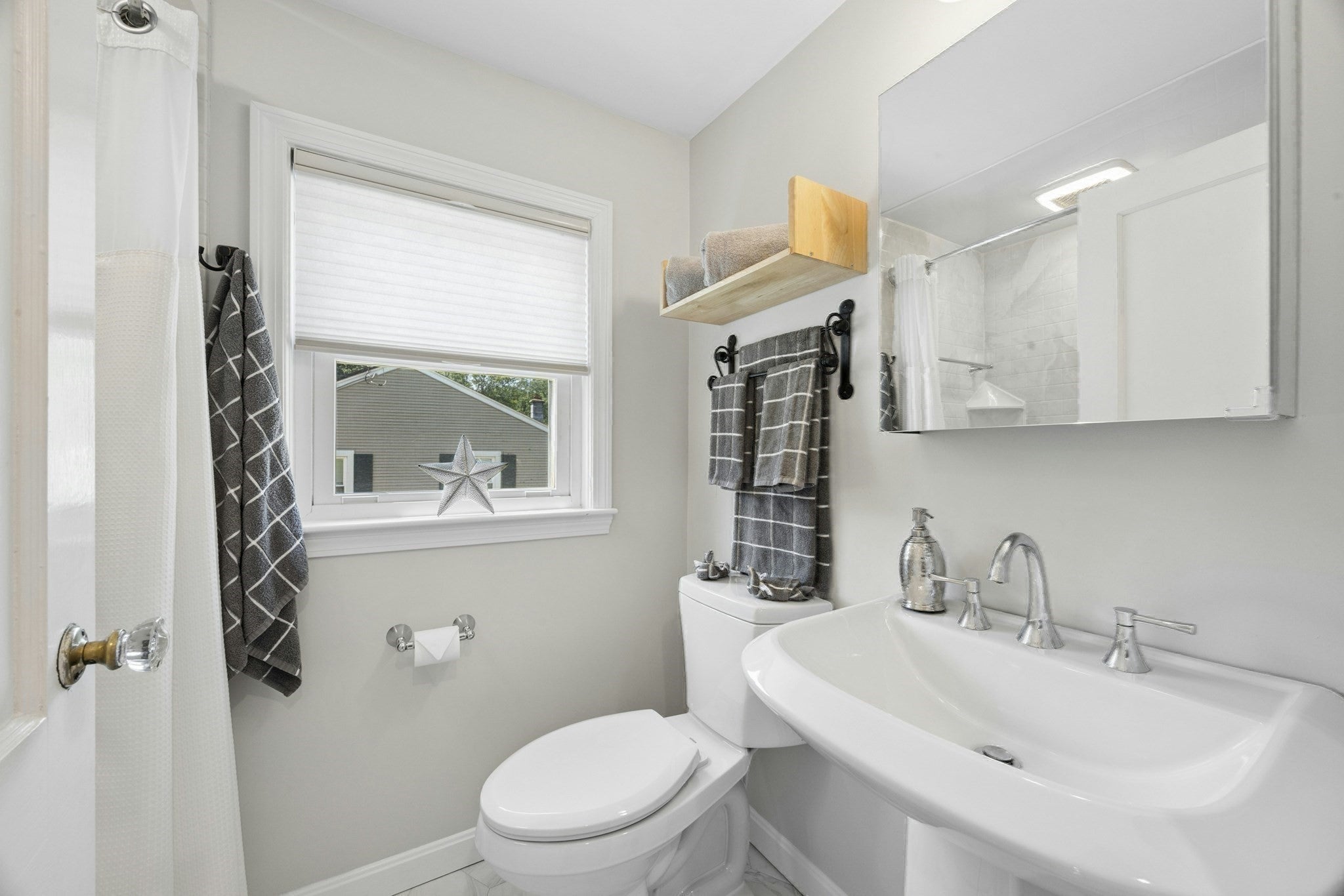 18 Proctor Rd, Chelmsford, MA Photo #15
