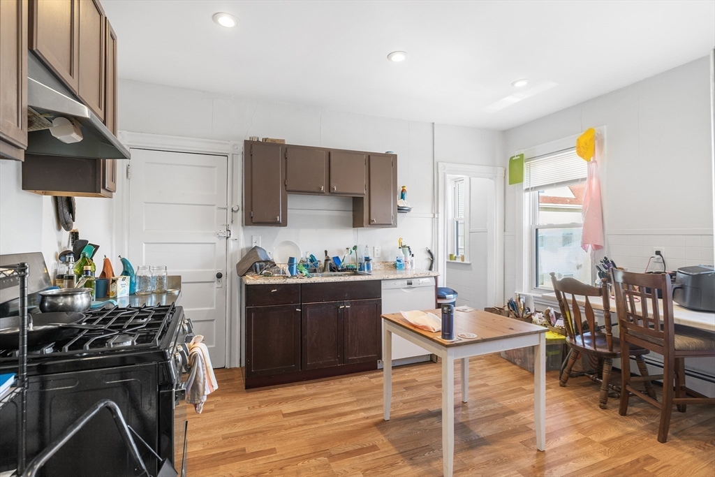 Photo 1 of 10 — 36 Fountain Ave 2, Somerville, MA 02145