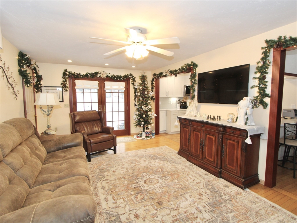 10 Old Stafford Tpke