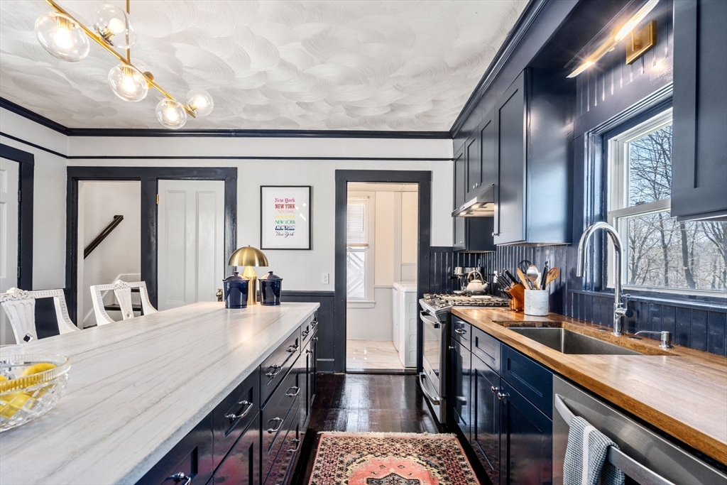 32 Thompson Street 32